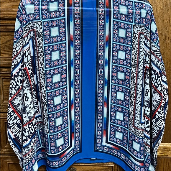 Valerie Stevens blue top, perfect over a tank or tee, size Small - Picture 2 of 5